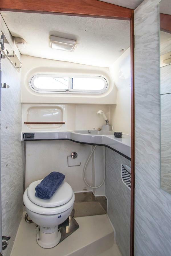 Cozy Boat To Unwind By The Ocean Hotell Puerto Calero Exteriör bild